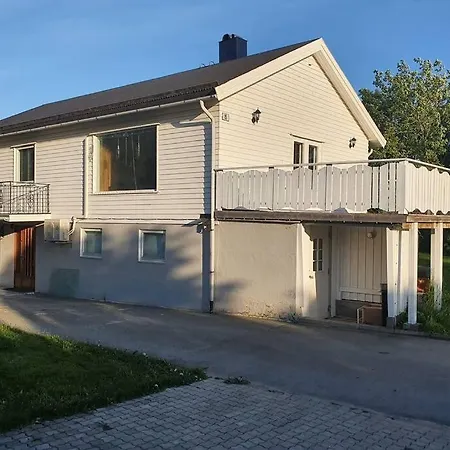 Apartman Hus Sentralt I Lofoten
