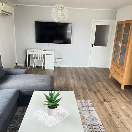 Hus Sentralt I Lofoten Lägenhet Leknes